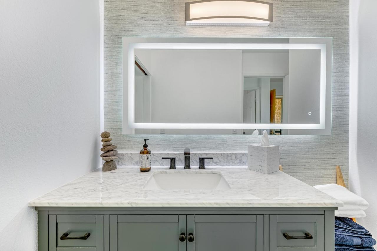 Newly Renovated Condo With Sup Paddle Boards And Golf Clubs Included Kailua-Kona Exterior foto