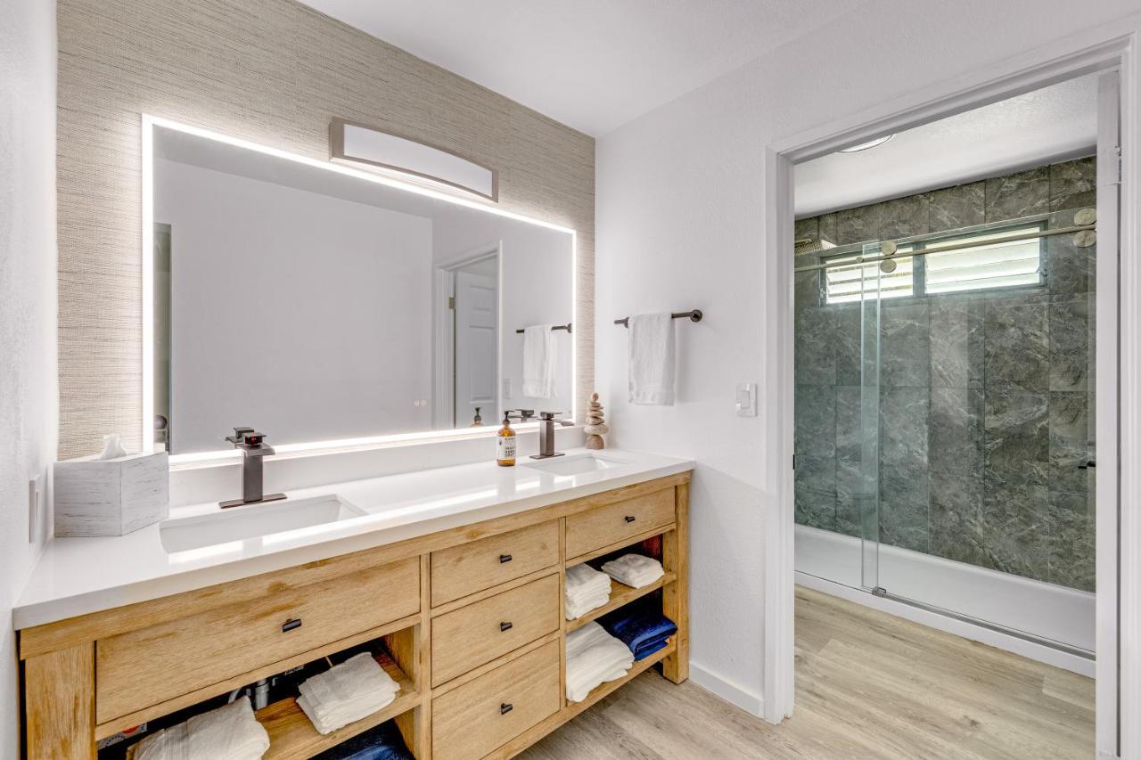 Newly Renovated Condo With Sup Paddle Boards And Golf Clubs Included Kailua-Kona Exterior foto