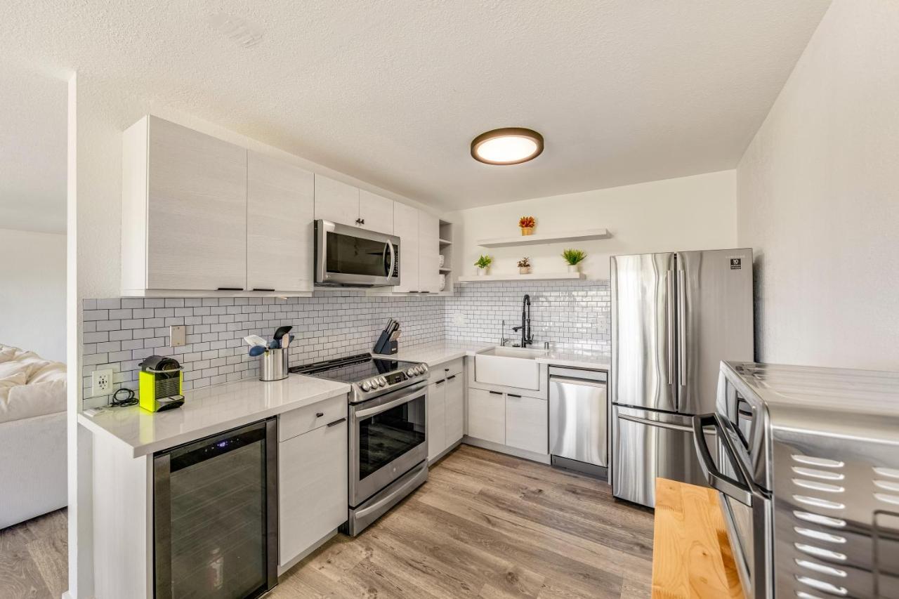 Newly Renovated Condo With Sup Paddle Boards And Golf Clubs Included Kailua-Kona Exterior foto